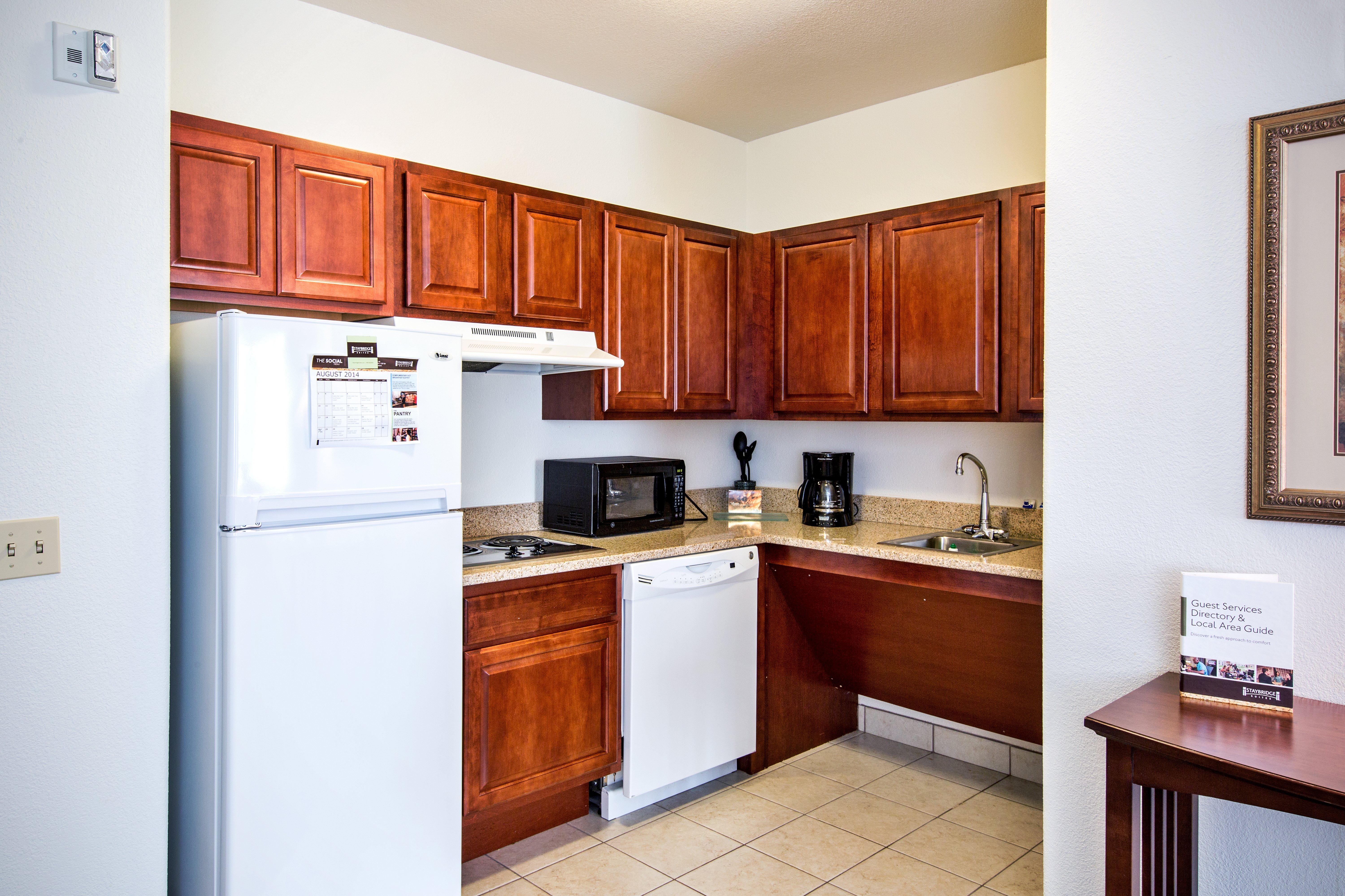 Staybridge Suites Rockford By Ihg Bagian luar foto