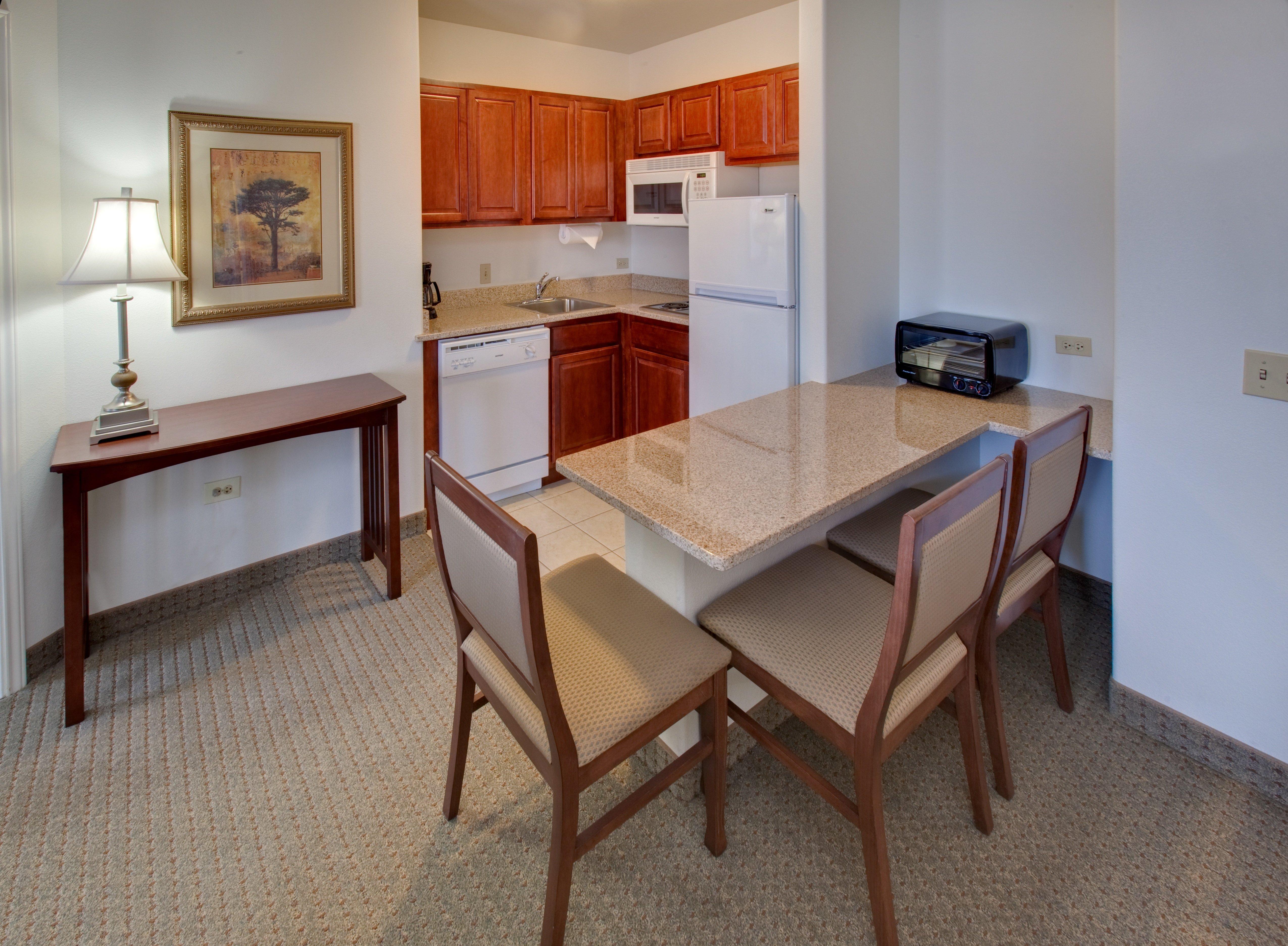 Staybridge Suites Rockford By Ihg Ruang foto