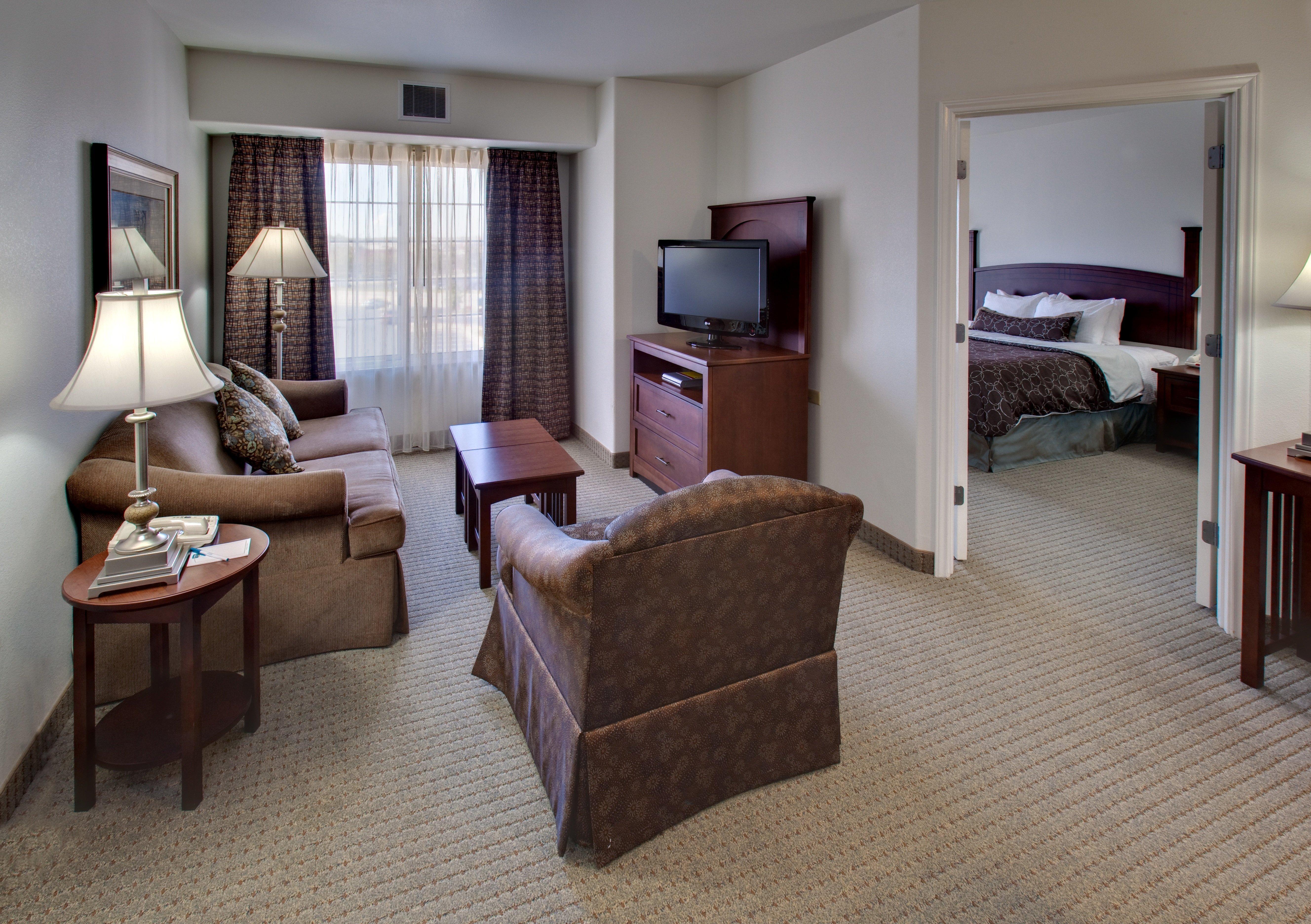 Staybridge Suites Rockford By Ihg Ruang foto