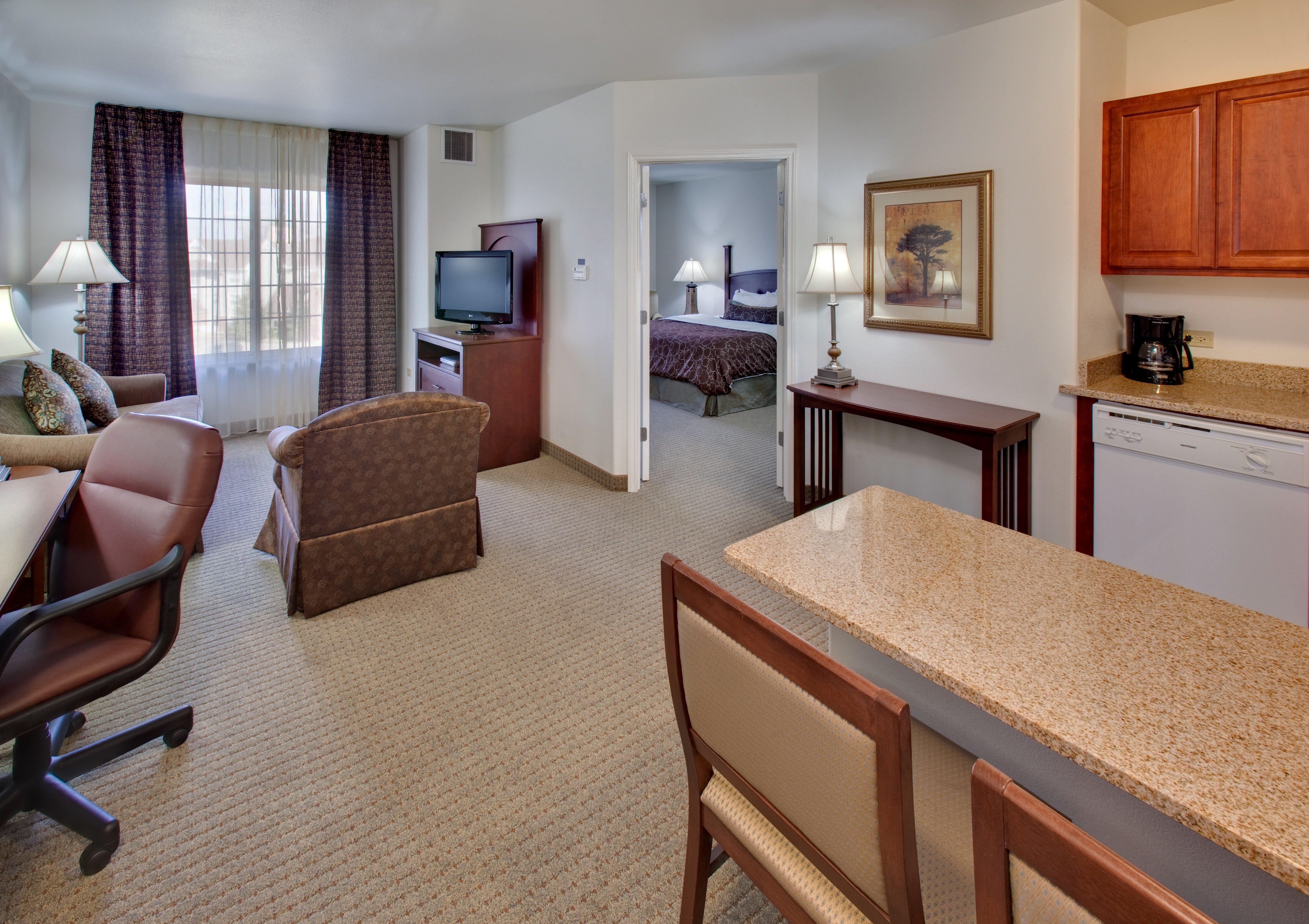 Staybridge Suites Rockford By Ihg Ruang foto