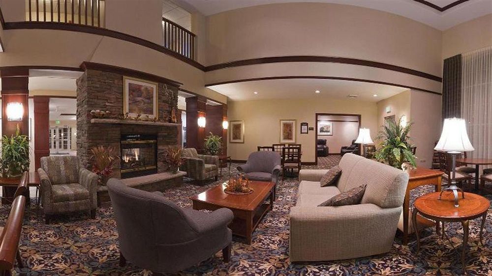 Staybridge Suites Rockford By Ihg Bagian luar foto